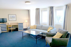 Meeresblau - mit Balkon zur Meerseite in Zingst